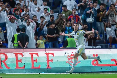 النصر السعودي: نعمل على تجديد عقد رونالدو.. وهناك 30 ناديًا يريدون ضمه
